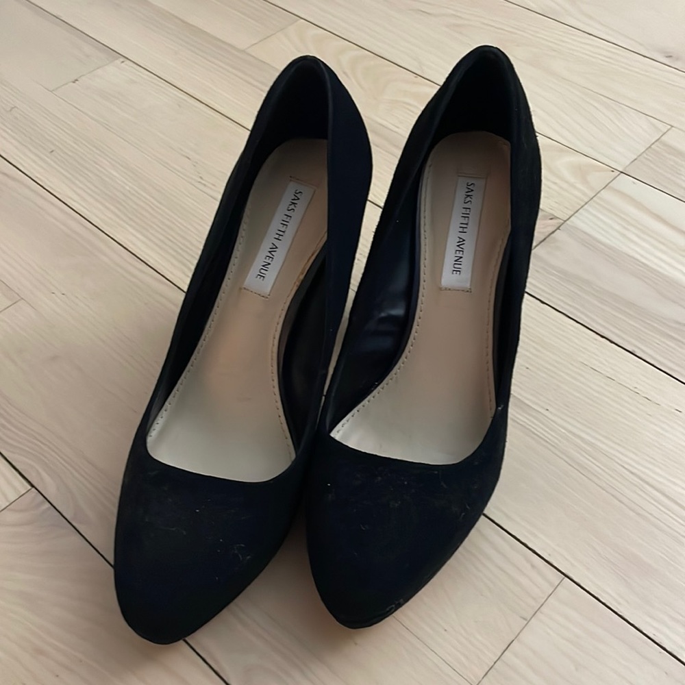 Saks Fifth Avenue Suede Black Platform Pumps - Sz 6.5